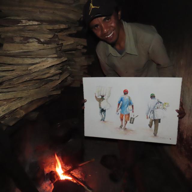 SAMY MANDE- SAMY MITADY-NY RAY-3 HOMMES by Arthur Razafiarison Je commande ce tableau de Nary Arthur maintenant !